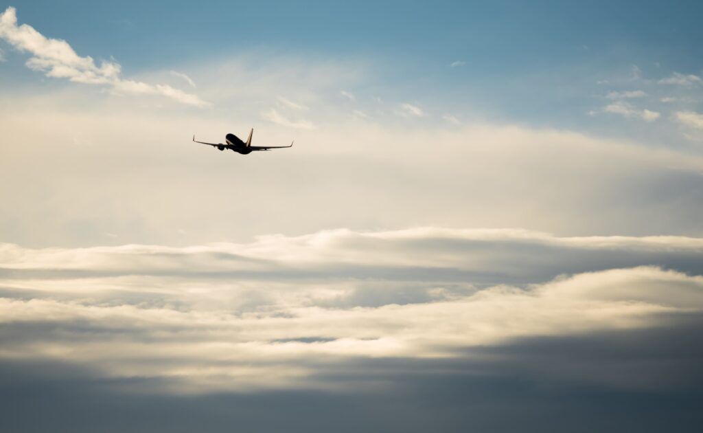 ¿Qué es el efecto de deslizamiento lateral en un avión?