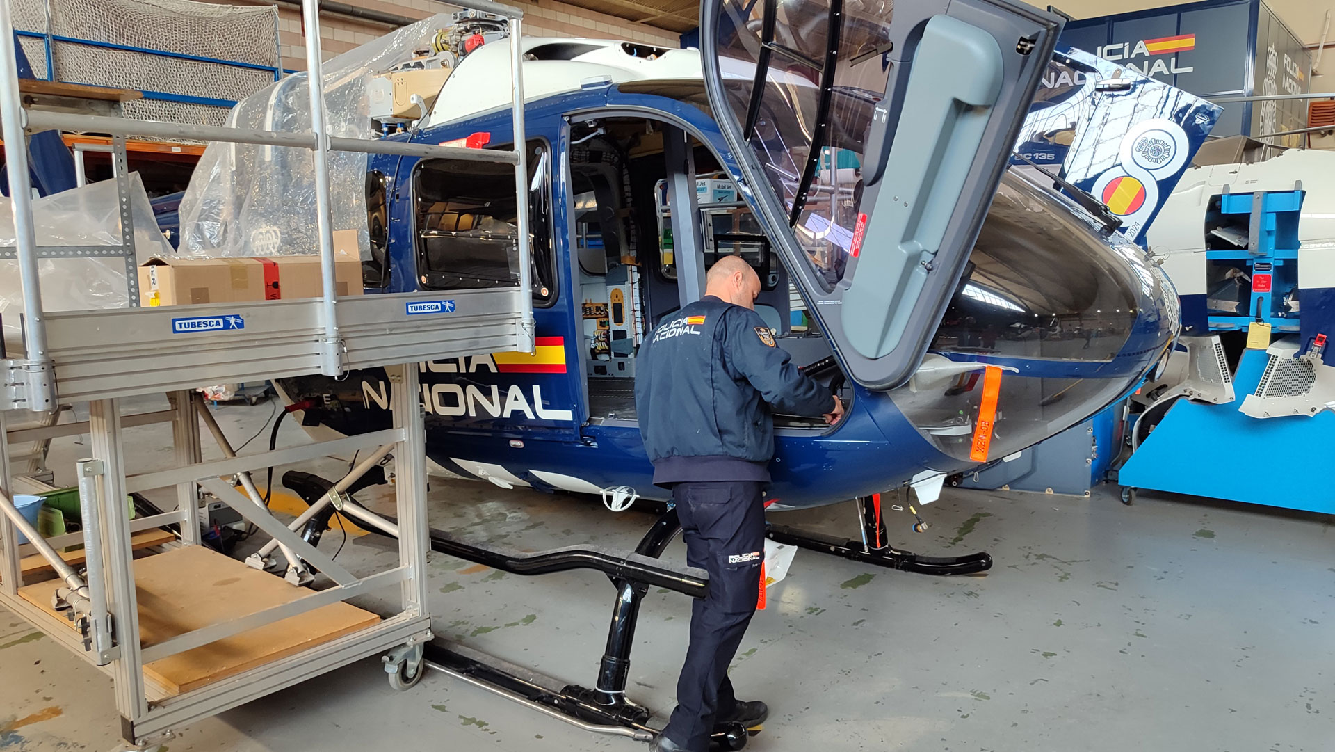 Aviation Group imparte los cursos de TMA a la policía nacional - 7
